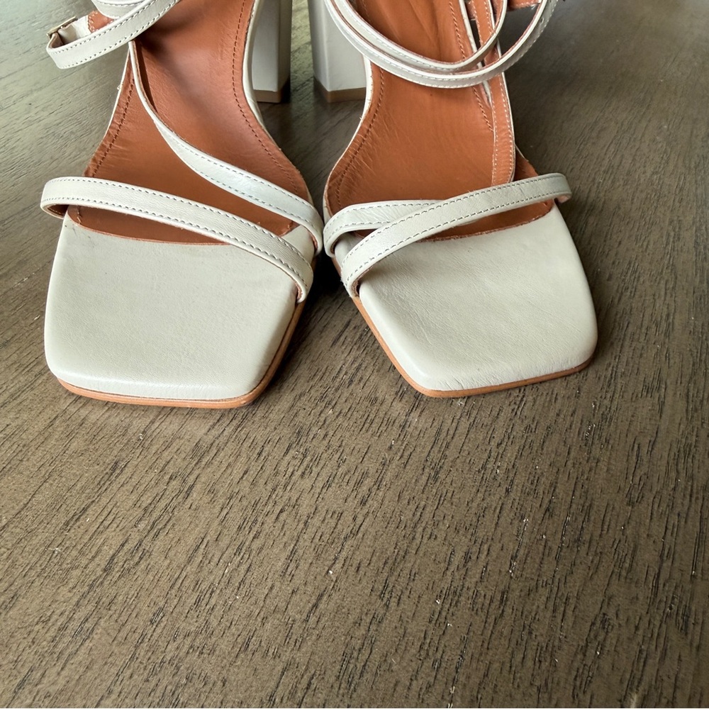 Alohas Manhattan Sandal in Cream EU 40, US 9 New without box - Picture 6 of 10